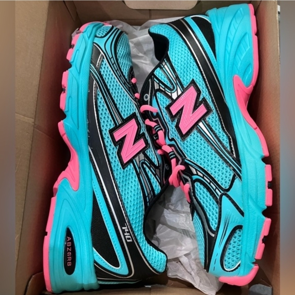 New Balance 740v2 Cyber Jade - Picture 4 of 7